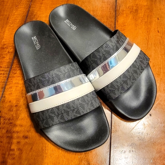 Michael Kors Brandy Slide Sandals - Picture 1 of 5